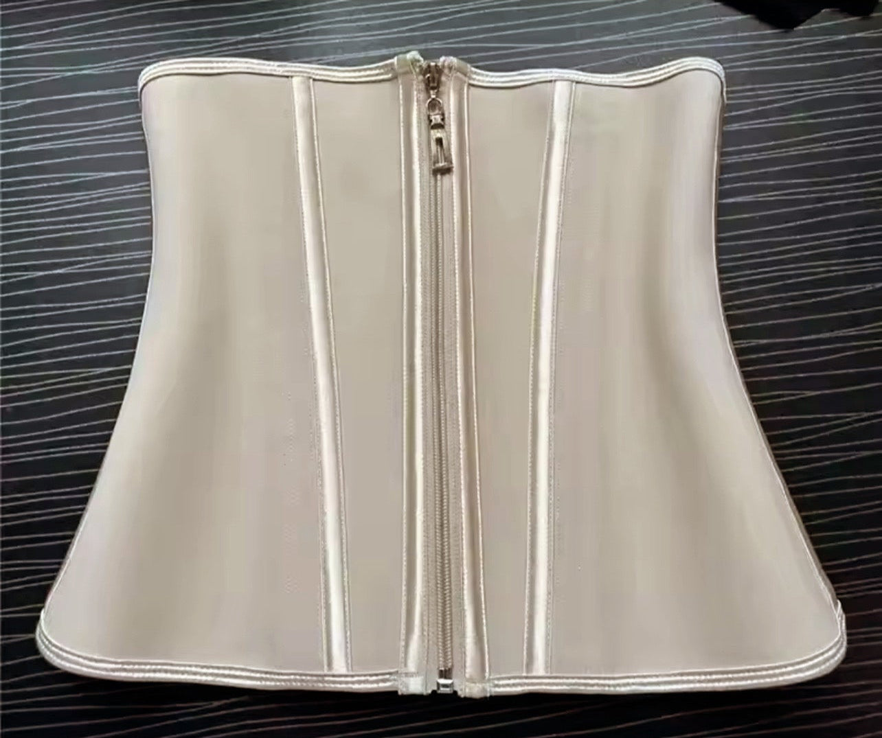 Cinturilla Colombiana in Beige